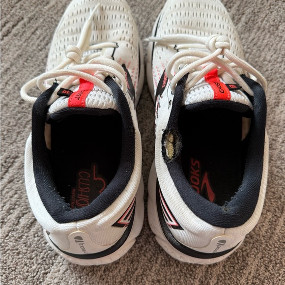 Women’s Brooks Ghost 13 Running Shoes - Picture 4 of 9